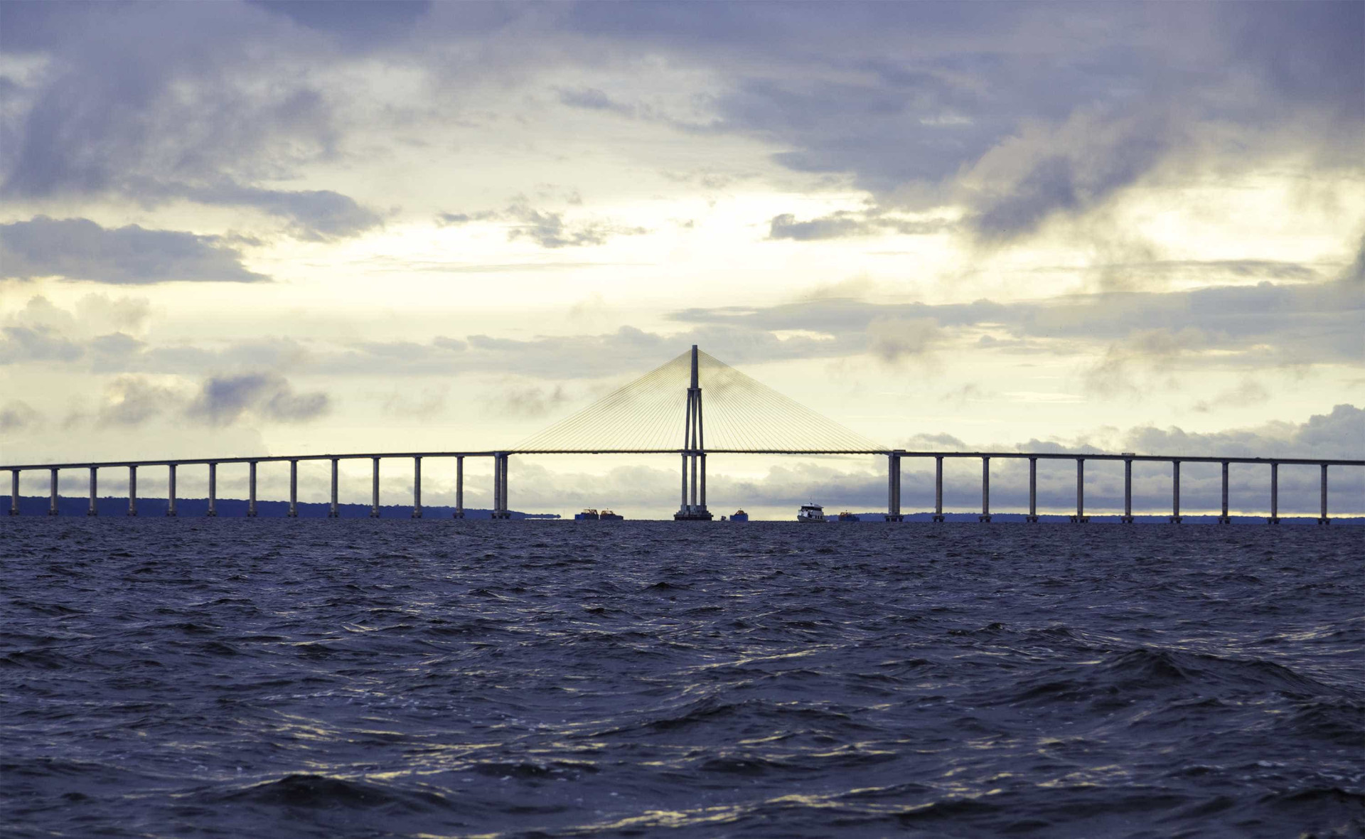 Conheça as pontes mais bonitas do mundo