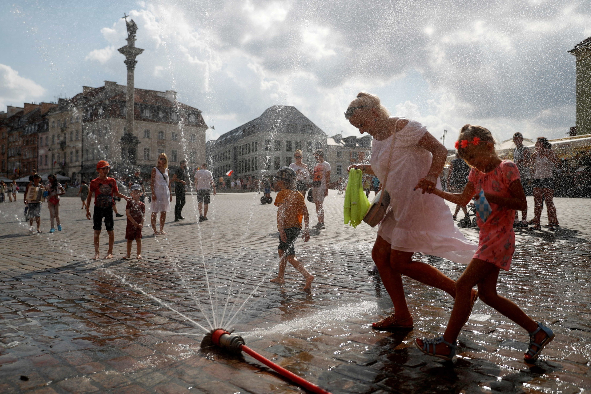 Altas temperaturas: veja as imagens do nada glamuroso verão europeu