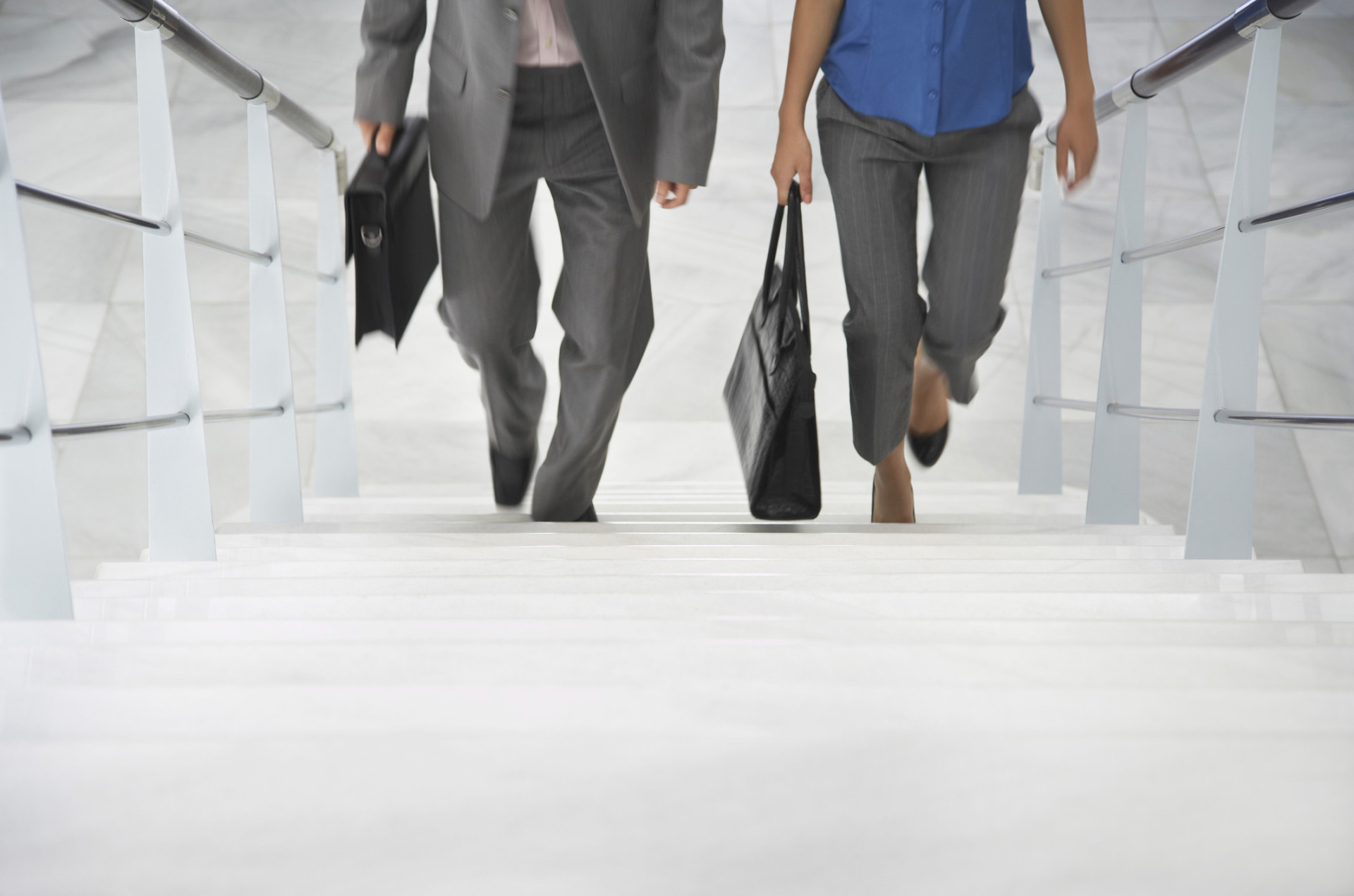 Dicas rápidas e práticas para incluir o exercício no dia de trabalho
