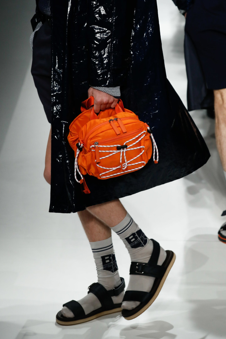 Confira os looks mais estranhos da New York Fashion Week
