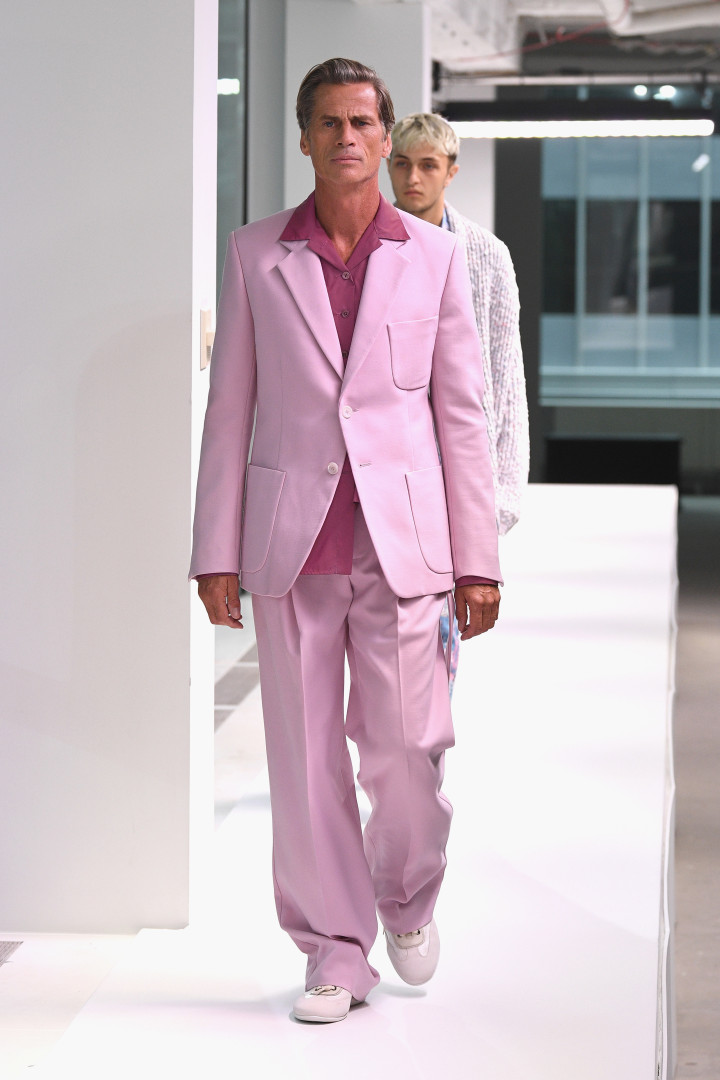 Confira os looks mais estranhos da New York Fashion Week