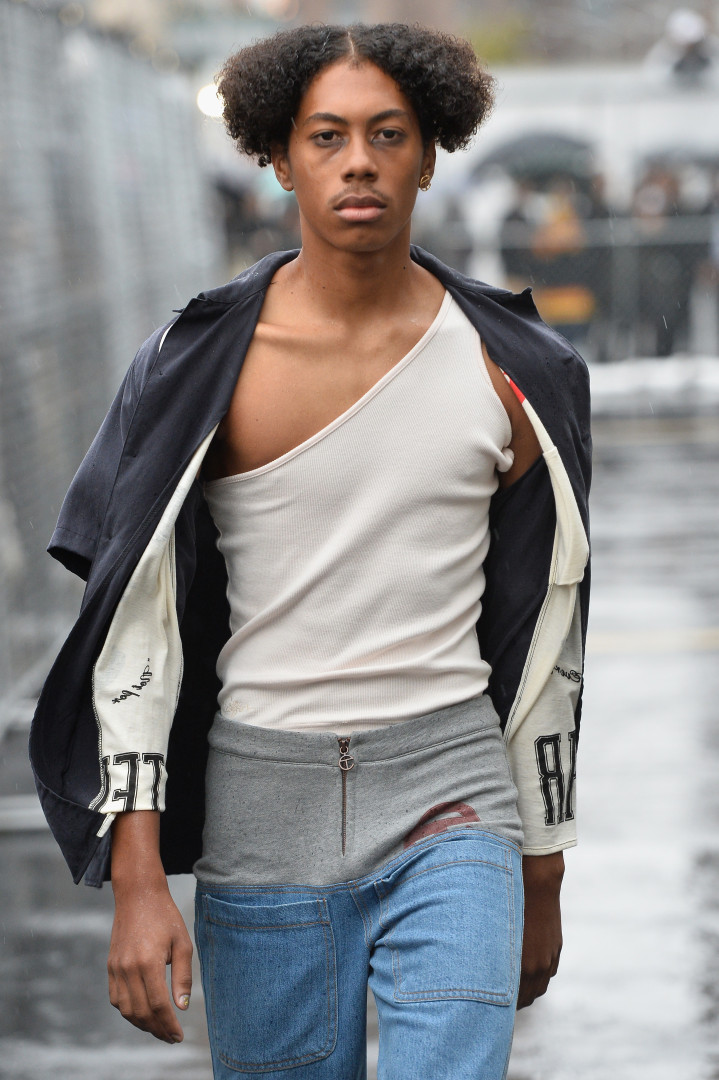 Confira os looks mais estranhos da New York Fashion Week