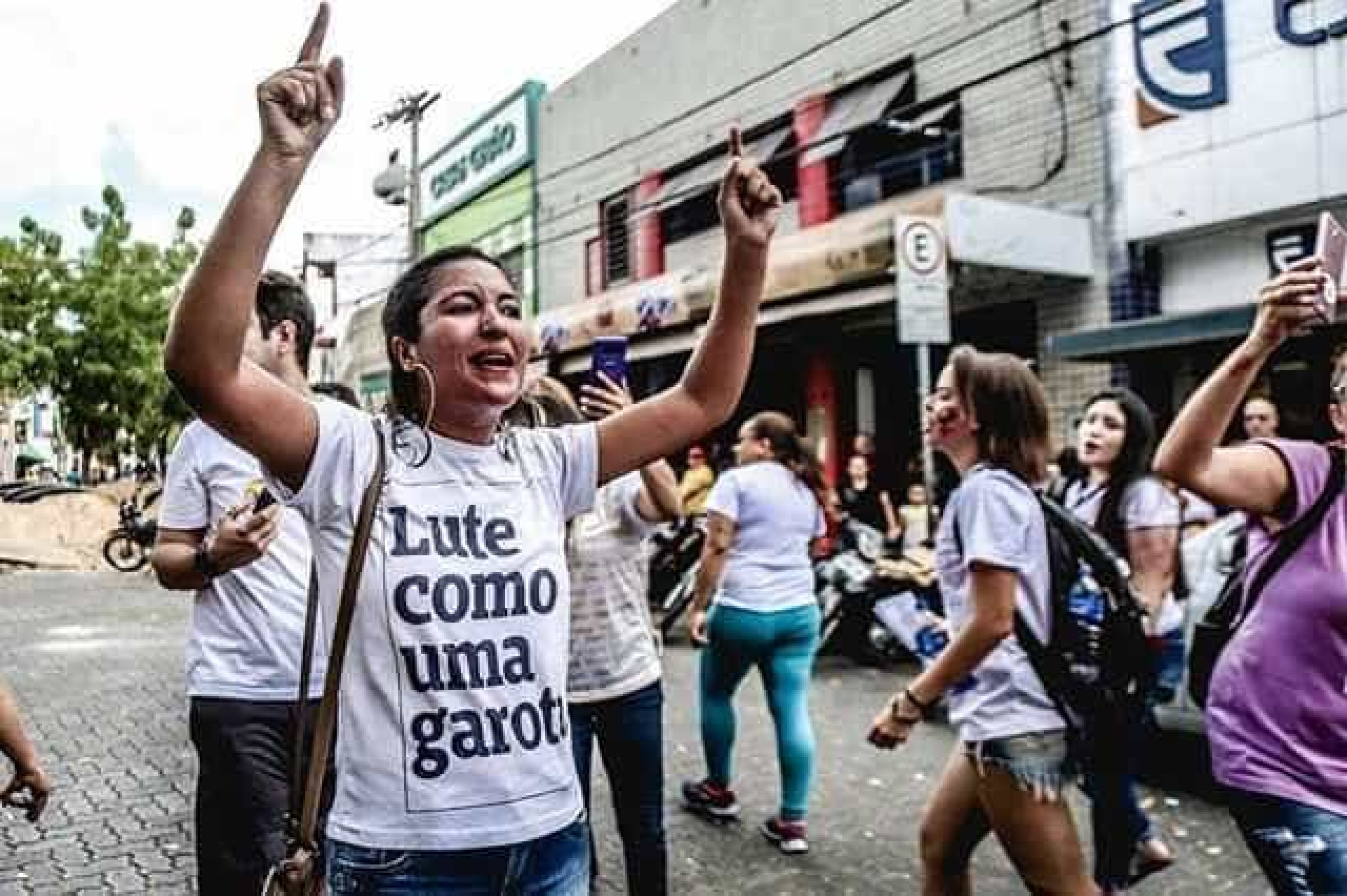 Atos contra Bolsonaro acontecem em todo o Brasil; veja fotos