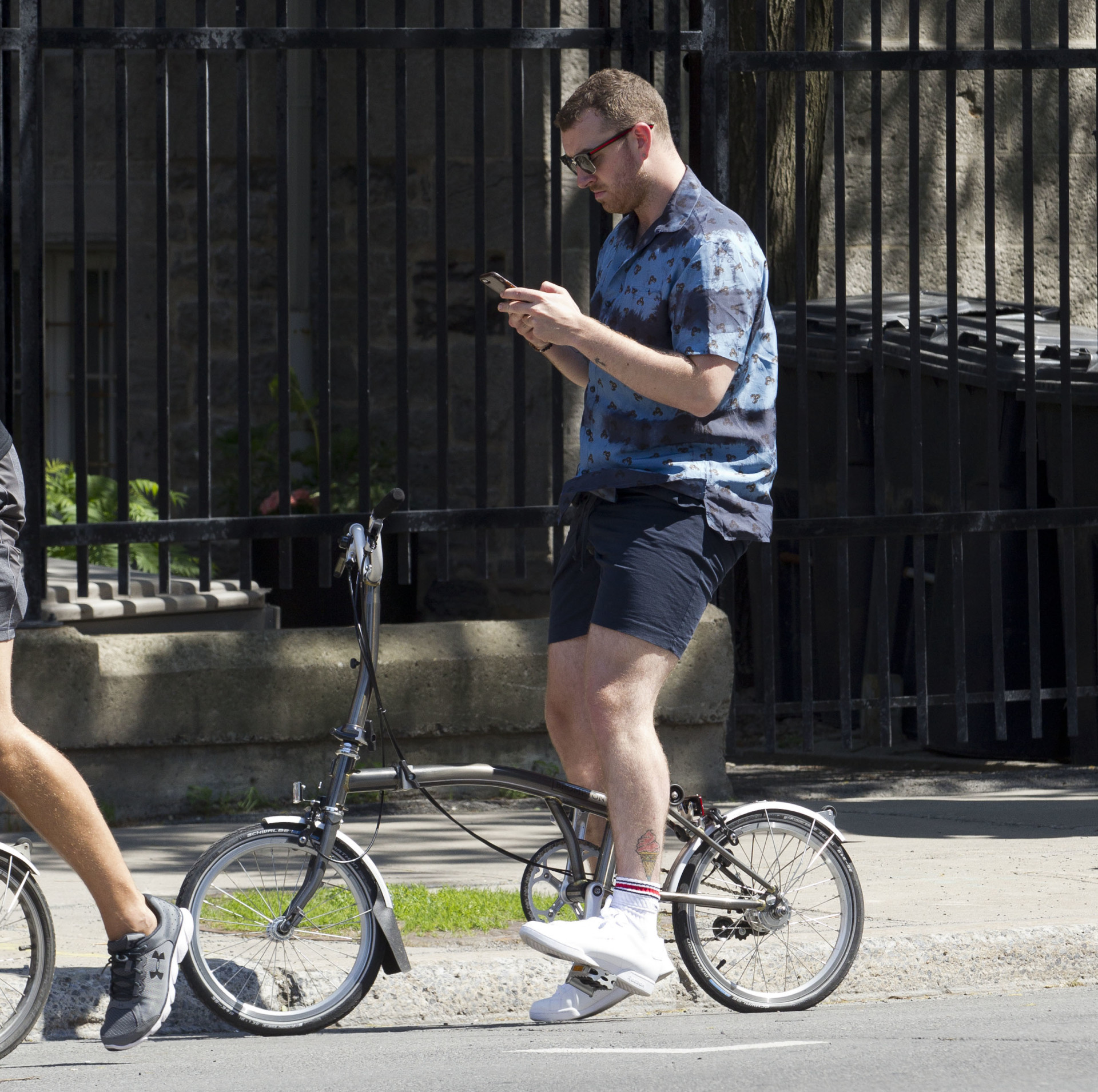 Adeptos da bike: celebridades que pedalam pelo meio ambiente e a saúde!