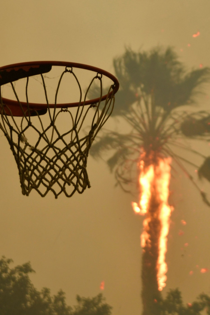 As fotos do incêndio que deixou pelo menos 79 mortos na Califórnia