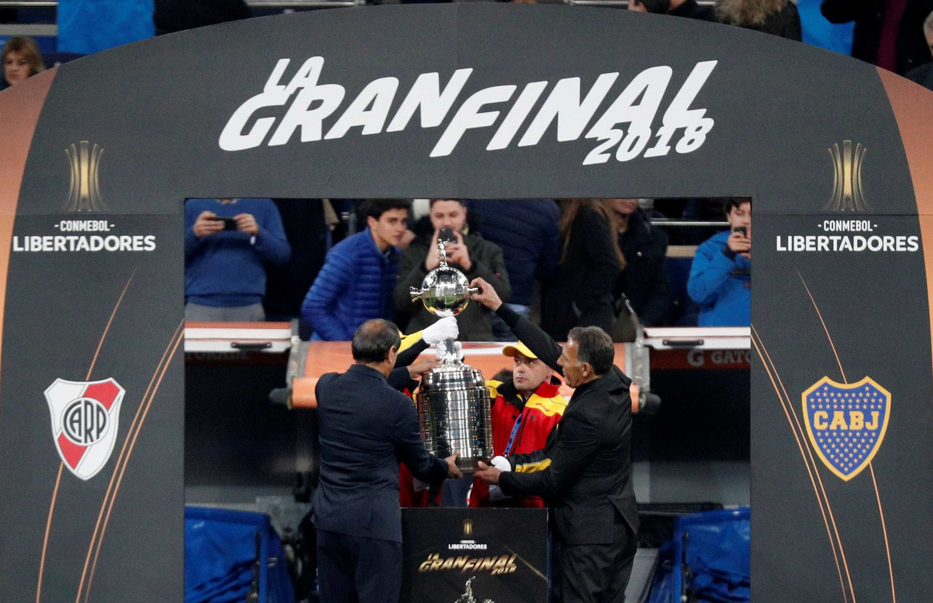 Veja as imagens da final da Libertadores e do título do River em Madri